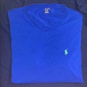 Dark blue polo v-neck t-shirt